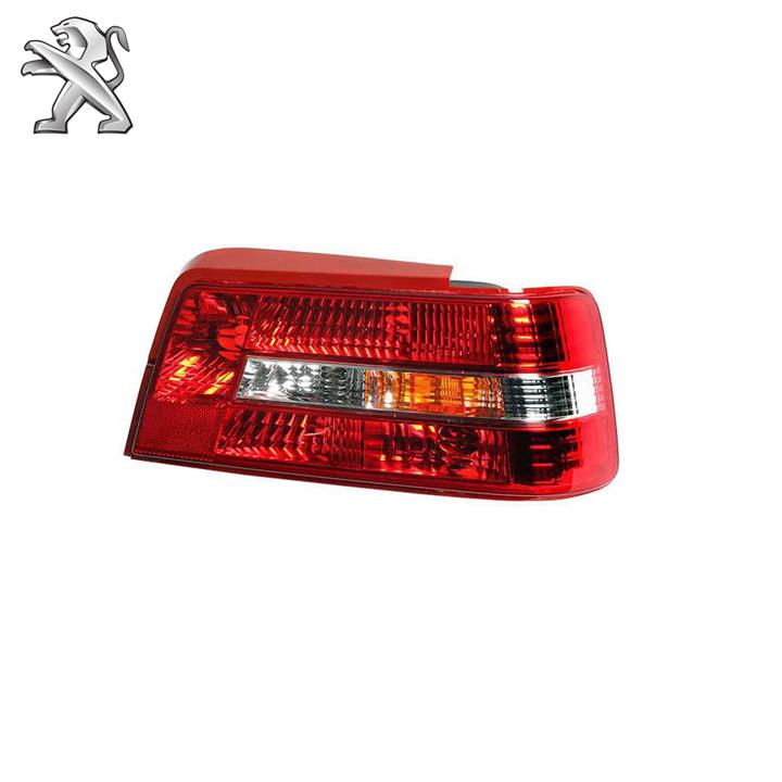 چراغ خطر عقب راست پژو 405 slx SNT